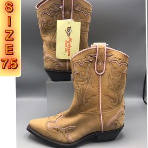 Masterson & Company Women’s Leather 7.5
No box